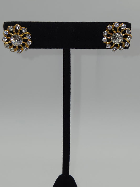 Crystal Daisy Flower Stud Earrings